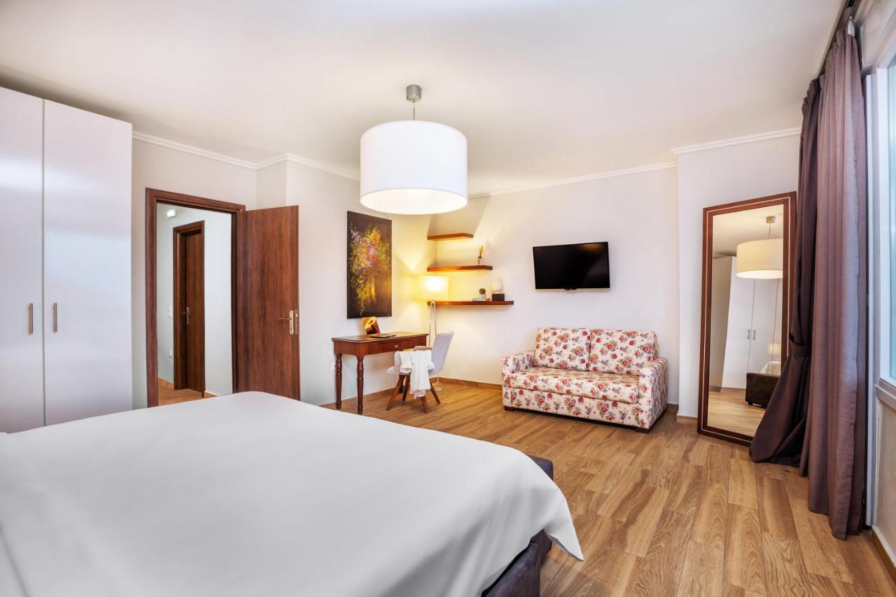 Sunny Villas Resort & Spa 卡尼奥提 外观 照片